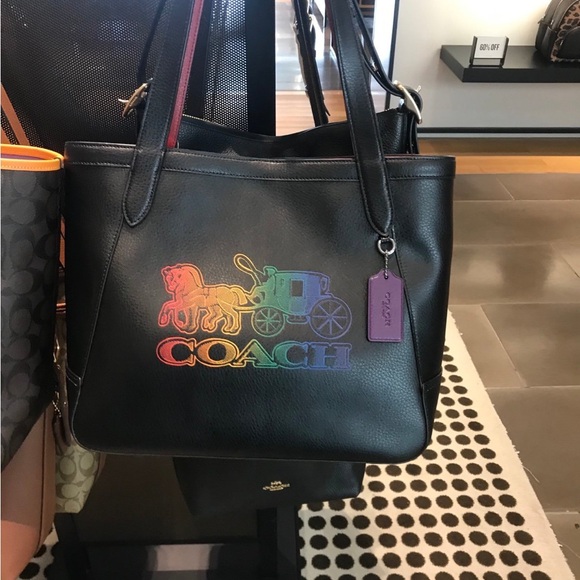 Coach Tote 27 Embossed Rainbow Ombré - Picture 4 of 4